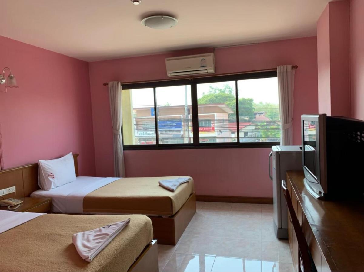 Pat Place Aparthotel เชียงใหม่ ภายนอก รูปภาพ